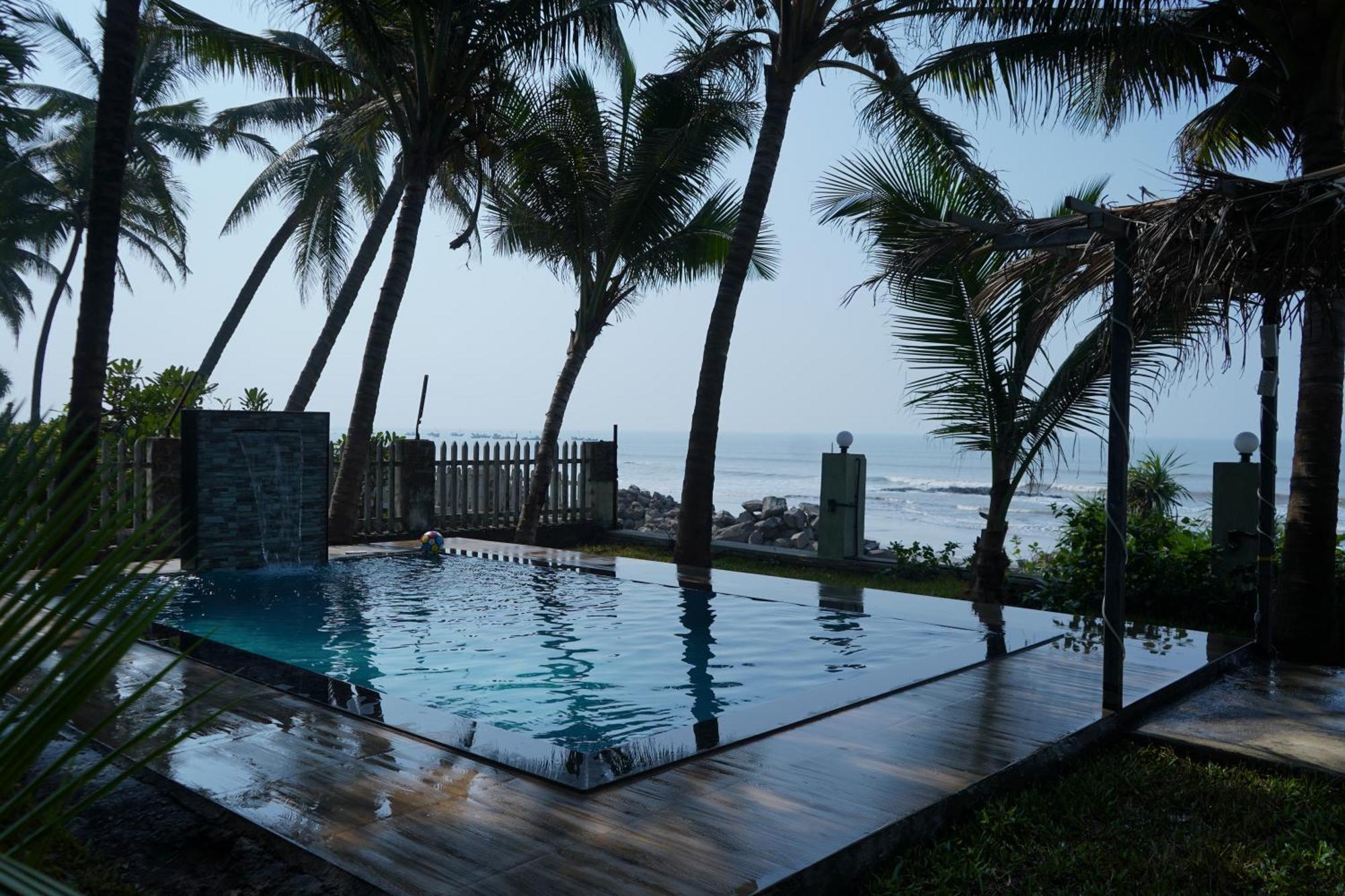 En Ocean Infinity Pool Villa Overlooking Sea ,Beach Touch Alibag Bagian luar foto